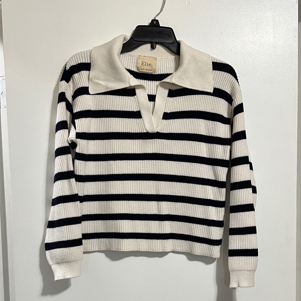 Ellie Tahari Women's V-Neck Striped knit Sweater - Black and Cream